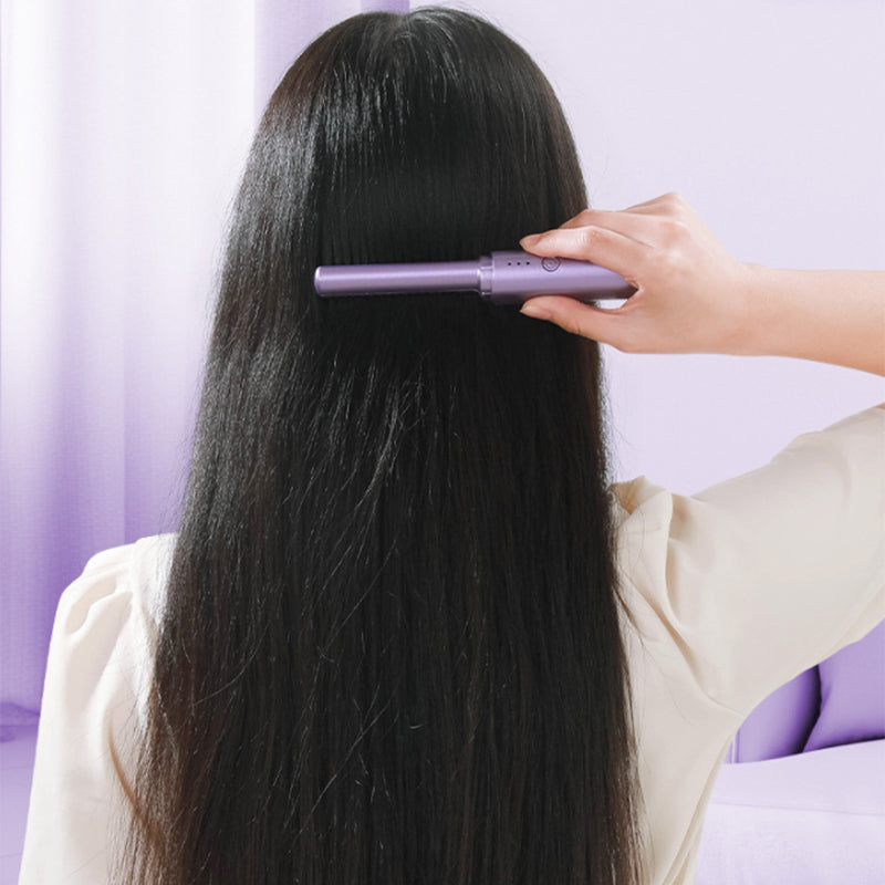 KompaktesGlätteisen™ Müheloses Reisestyling in ein paar Minuten