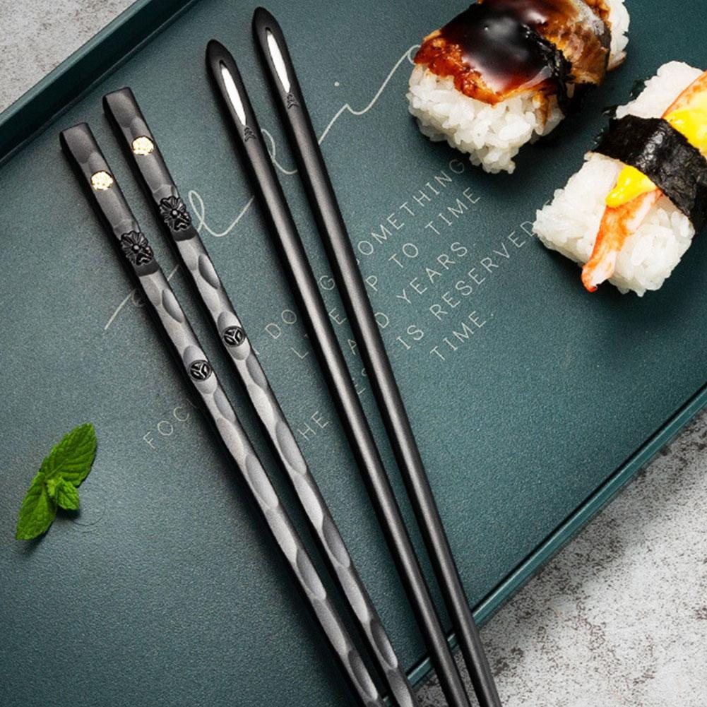 Ripob | DineLux – Luxuriöses Essstäbchen-Set mit Raffinierten Designs (5 Paare)