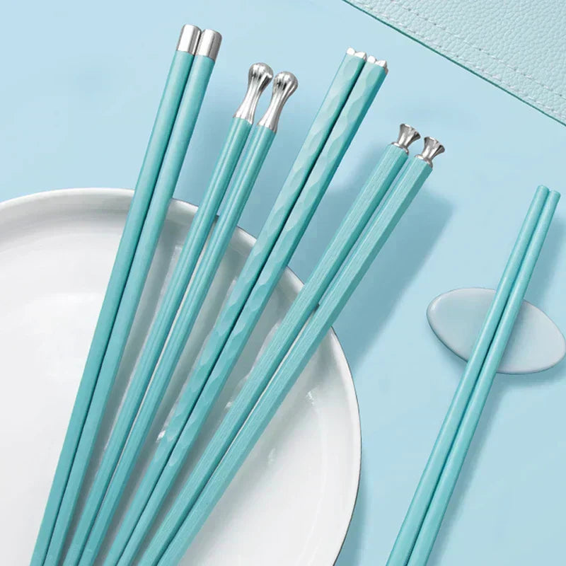 Ripob | DineLux – Luxuriöses Essstäbchen-Set mit Raffinierten Designs (5 Paare)
